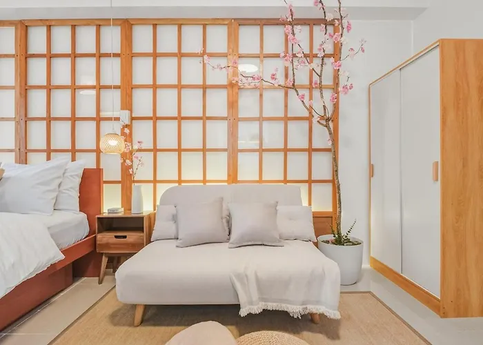 Japandi Aesthetic, Staycation, Free Netflix, Near Naia&moa * Manila
