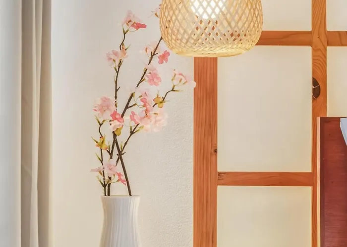 Japandi Aesthetic, Staycation, Free Netflix, Near Naia&moa * Manila